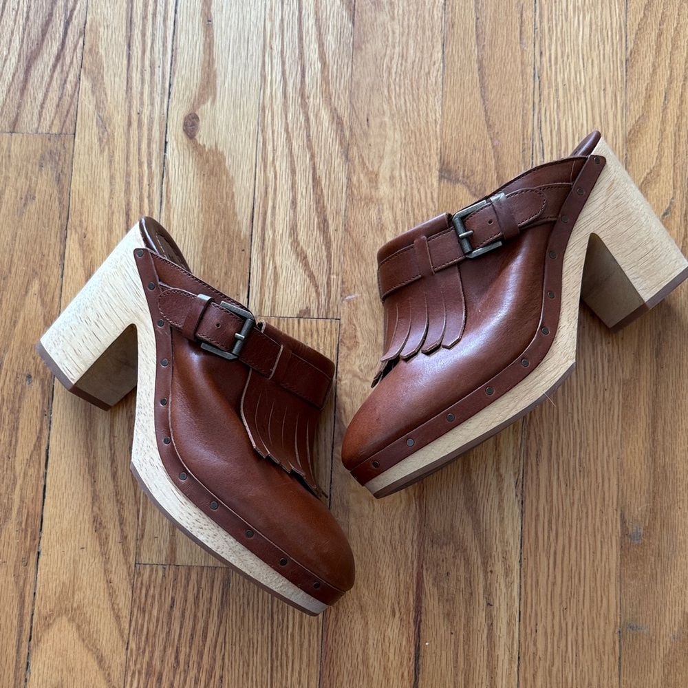 Madewell sz 8.5 Women's Chestnut Fringe mule Clog wooden heel great condition